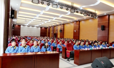 农历新年第一会 | 918.com纸业2022年度总结赞美暨2023年冲刺奋进大会隆沉召开